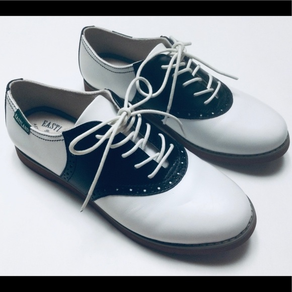 EASTLAND “SADIE” OXFORD “MEMORY FOAM” SADDLE SHOES - Picture 1 of 6